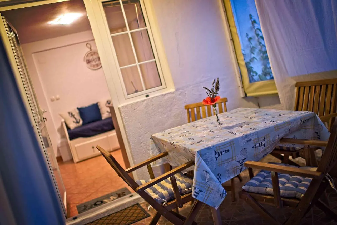 Apartment Beach Villa Ema Supetarska Draga