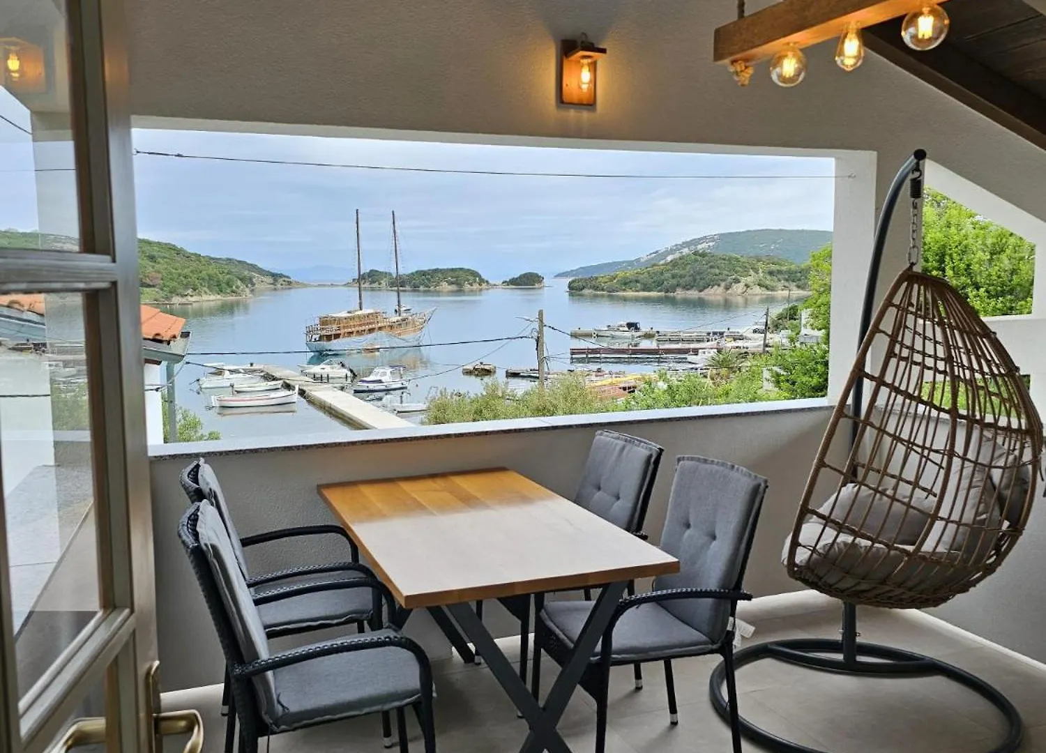 Apartment Beach Villa Ema Supetarska Draga