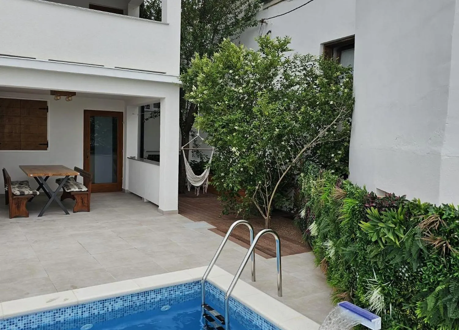 Beach Villa Ema Supetarska Draga Croatia