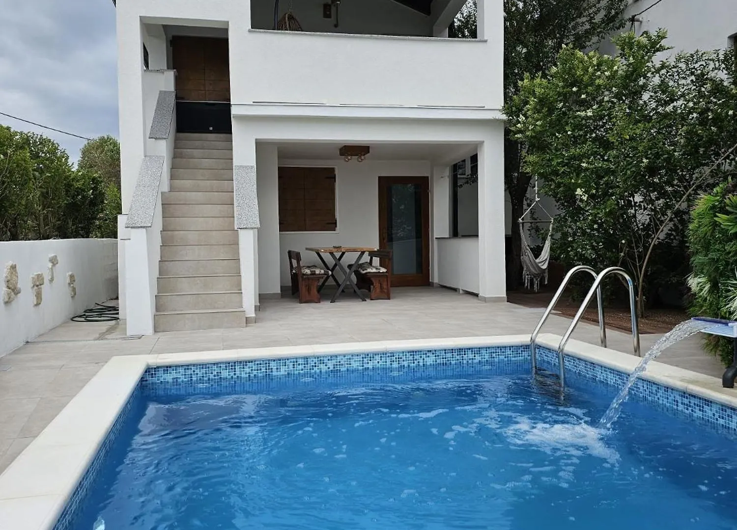 Beach Villa Ema Supetarska Draga Apartment